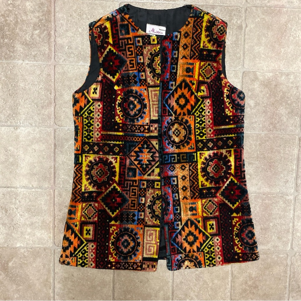 Aladden Tapestry Geometric Patterned Vest M Measurement VTG